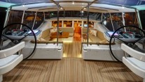 Sailing yacht Antares III - Cockpit 2